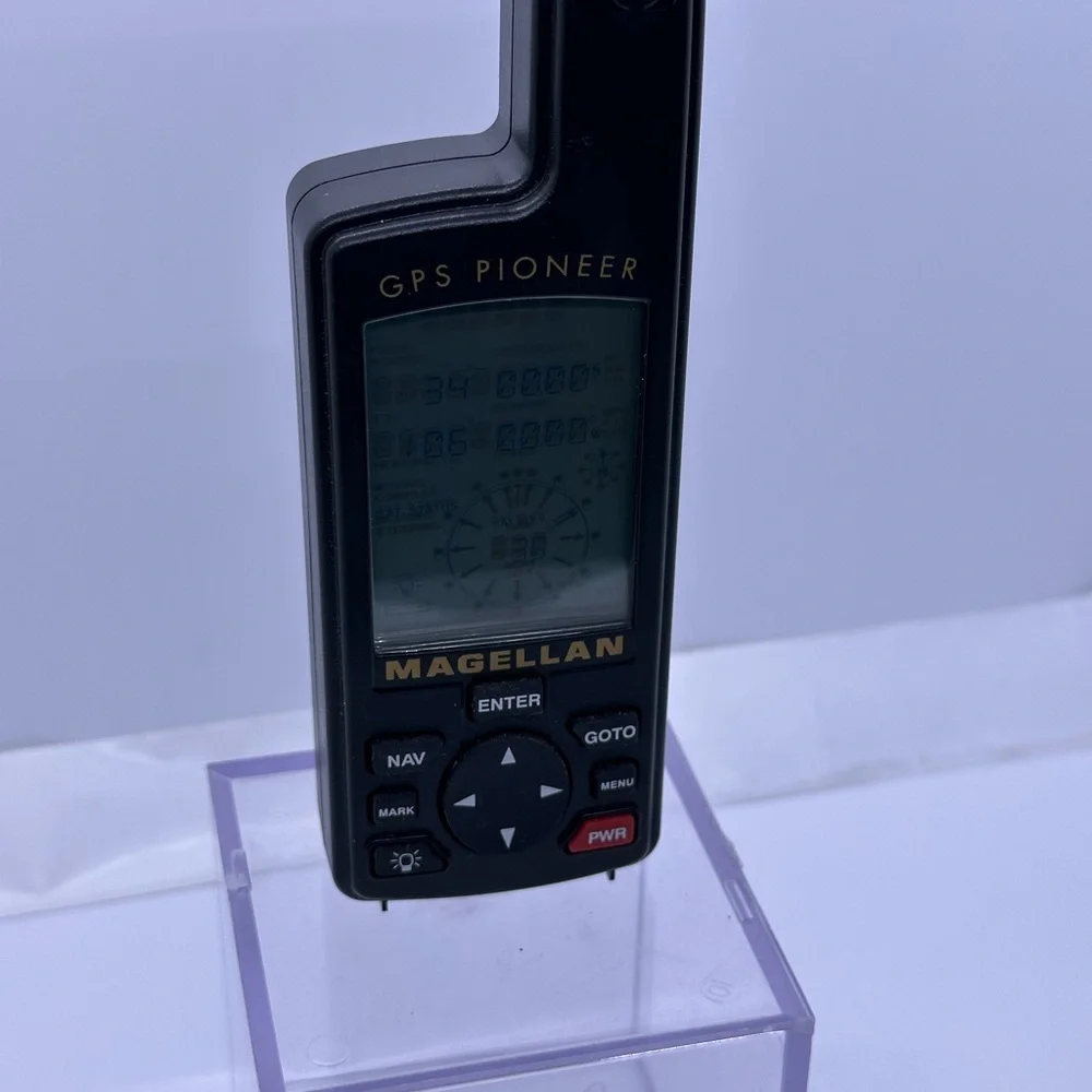Magellan Outdoors Black GPS Pioneer works great